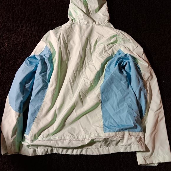 Free country windbreaker - Picture 2 of 3